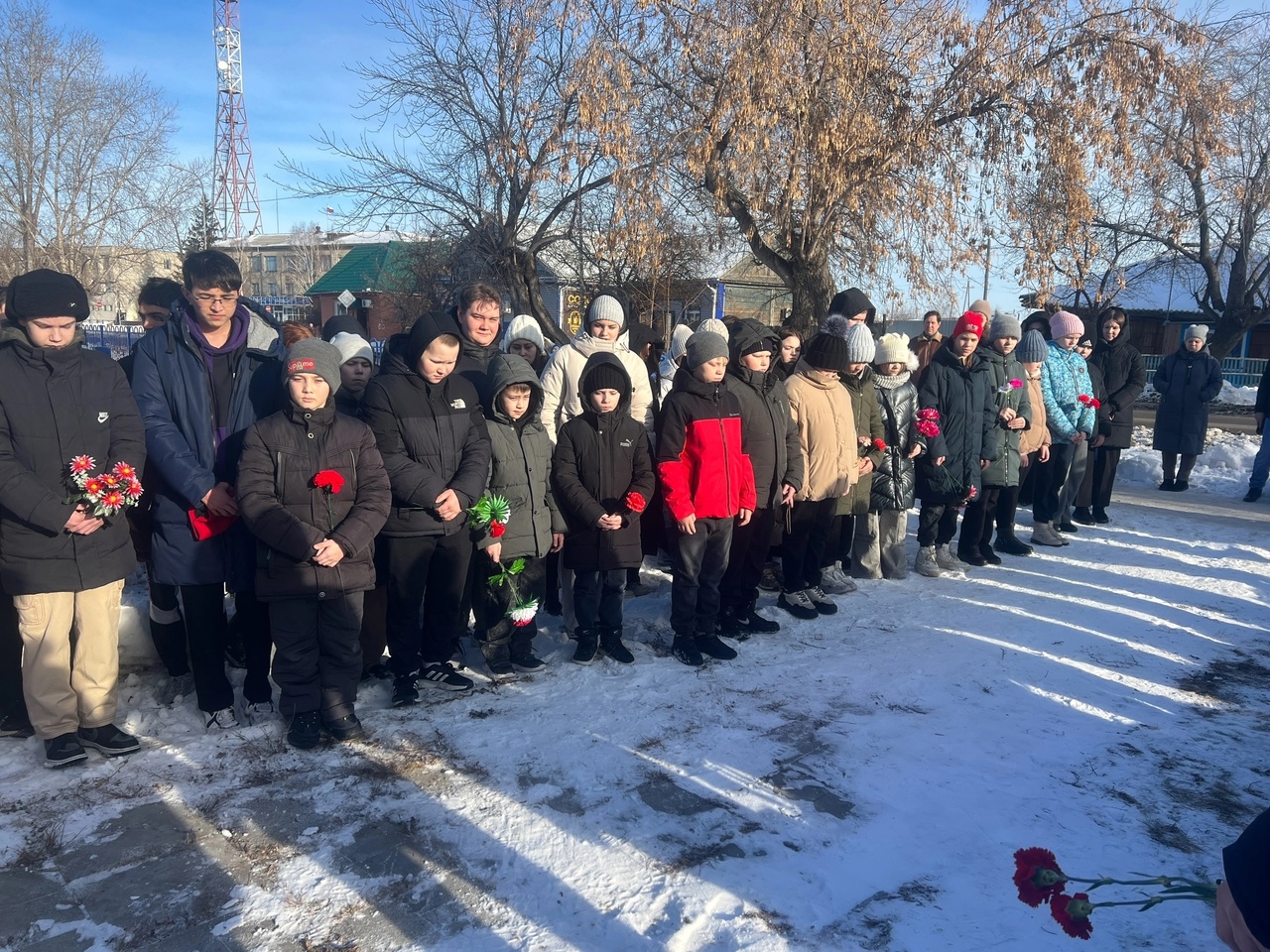 Митинг, посвященный погибшим в годы гражданской войны.