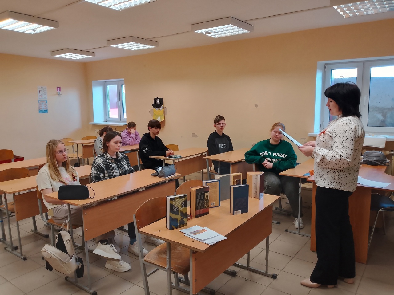 «Память о войне нам книга оставляет».